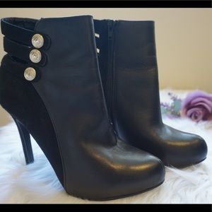 GUESS ankle booties